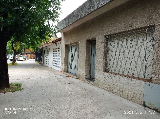 Casa 3 ambientes en Liniers