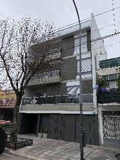 Casa 3 ambientes en Liniers