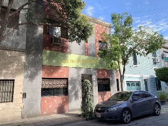 Casa 3 ambientes en Liniers